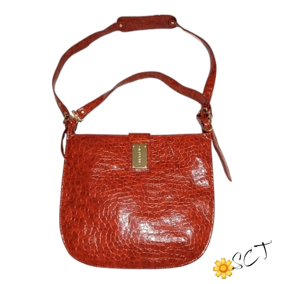 Gianni Bini Handbags - 🌹 GIANNI BINI Red Shoulder Bag